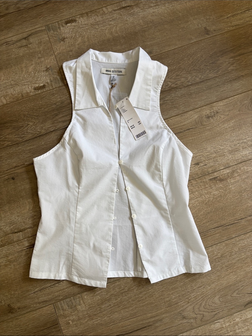 Urban Outfitters White Sleeveless Button-Down Top